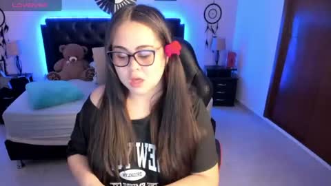 Olivia jones online show from 07-07-26, 12:20
