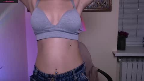 Olivia online show from 11-20-25, 08:58