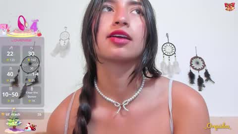 Snapshot of _orquidea_ chatting on 12-16-25, 01:38 Orquidea online show from 12-16-25, 01:38