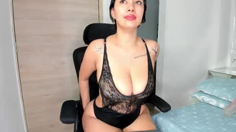 Pamela online show from 02-20-25, 12:19