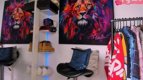 Kevin  online show from 10-28-25, 05:26