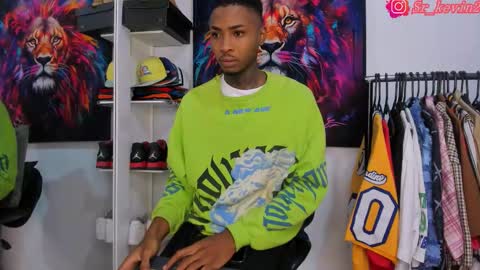 Kevin  online show from 11-05-25, 10:26