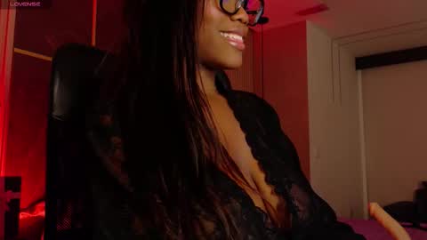 Snapshot of _paris_salvatore_1 chatting on 01-13-26, 02:33 Paris online show from 01-13-26, 02:33