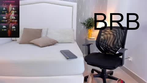  peach1  online show from 02-04-25, 05:01