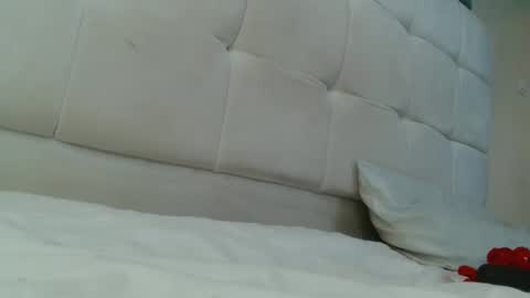 Peach online show from 02-14-26, 09:06