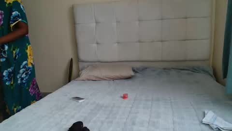 Peach online show from 04-14-26, 08:31