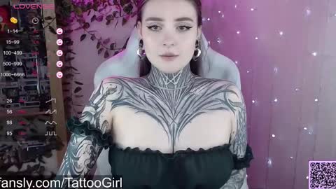 Snapshot of _peni_wise_ chatting on 02-15-25, 04:56 _peni_wise_ online show from 02-15-25, 04:56