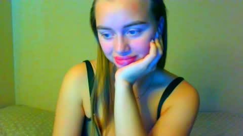 Snapshot of _peony_amazing1jess chatting on 10-21-25, 02:01 Jasminefeelings online show from 10-21-25, 02:01