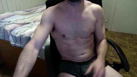 Snapshot of _pornstar_boy chatting on 01-08-26, 01:46 Sexy Daddy online show from 01-08-26, 01:46