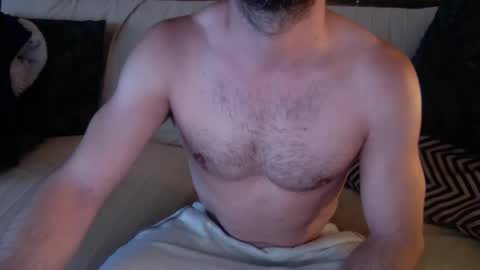 Snapshot of _pornstar_boy chatting on 05-10-26, 04:56 Sexy Daddy online show from 05-10-26, 04:56
