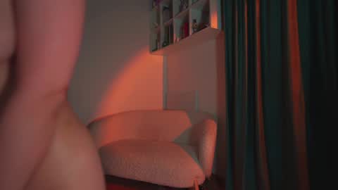 Eva online show from 01-17-25, 02:39