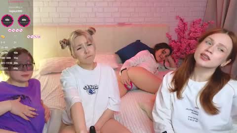 Snapshot of _ramune_ chatting on 02-09-25, 05:43 Merlizz Eva Jane Mila Nicole left to right online show from 02-09-25, 05:43