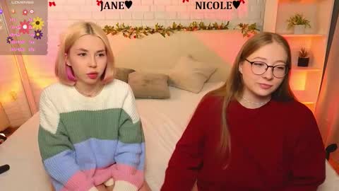 Snapshot of _ramune_ chatting on 03-13-26, 08:48 Merlizz Eva Jane Mila Nicole left to right online show from 03-13-26, 08:48