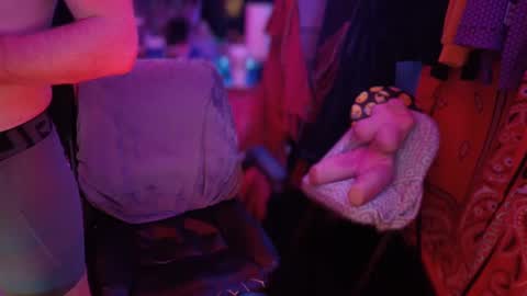 REDxxx online show from 02-09-25, 10:53