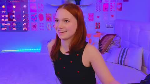 Snapshot of _reverse_gang_ chatting on 02-09-25, 09:58 LISSAPVT IS OPEN online show from 02-09-25, 09:58