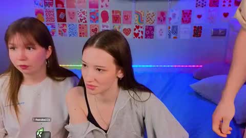 Snapshot of _reverse_gang_ chatting on 02-28-25, 09:23 LISSAPVT IS OPEN online show from 02-28-25, 09:23