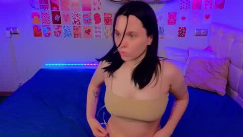 Snapshot of _reverse_gang_ chatting on 03-01-25, 11:06 LISSAPVT IS OPEN online show from 03-01-25, 11:06