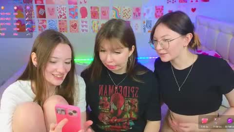 Snapshot of _reverse_gang_ chatting on 03-06-25, 06:26 LISSAPVT IS OPEN online show from 03-06-25, 06:26