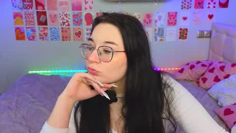 Snapshot of _reverse_gang_ chatting on 03-09-25, 02:39 LISSAPVT IS OPEN online show from 03-09-25, 02:39