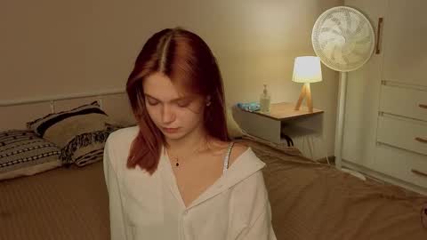 Snapshot of _reverse_gang_ chatting on 09-08-25, 04:06 LISSAPVT IS OPEN online show from 09-08-25, 04:06