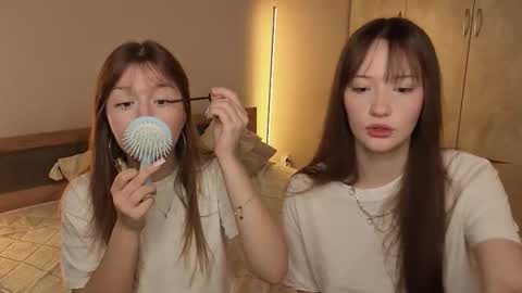Snapshot of _reverse_gang_ chatting on 10-12-25, 04:22 LISSAPVT IS OPEN online show from 10-12-25, 04:22