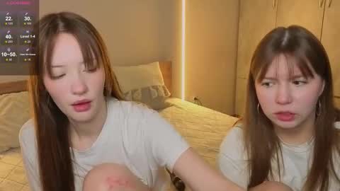 Snapshot of _reverse_gang_ chatting on 10-15-25, 03:39 LISSAPVT IS OPEN online show from 10-15-25, 03:39