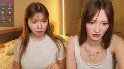 Snapshot of _reverse_gang_ chatting on 10-16-25, 04:52 LISSAPVT IS OPEN online show from 10-16-25, 04:52