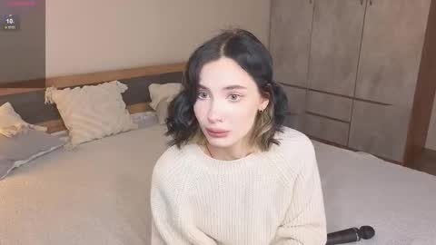 LISSAPVT IS OPEN online show from 11-23-25, 04:34