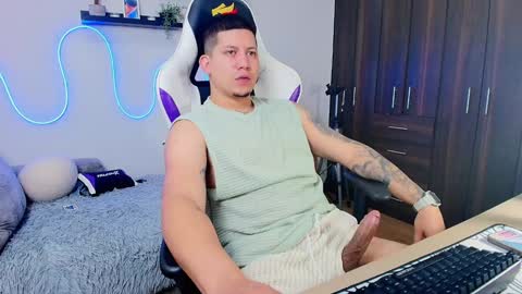 Roberto online show from 01-30-25, 02:25