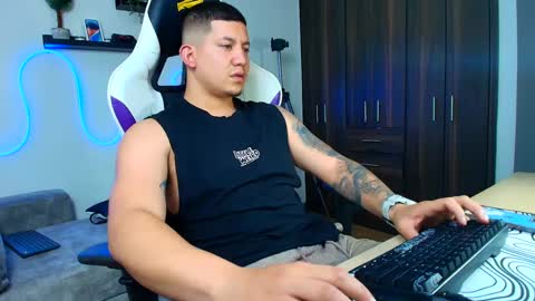 Roberto online show from 02-08-25, 06:44