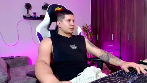 Roberto online show from 02-27-25, 01:07