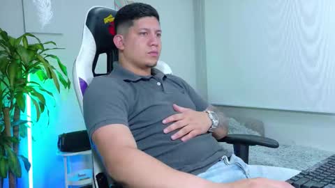 Roberto online show from 02-08-26, 05:55