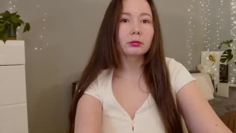 Snapshot of _rosie_cheeks_ chatting on 02-16-25, 06:10 See you  online show from 02-16-25, 06:10