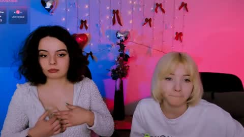 sabrina  online show from 04-28-26, 08:41