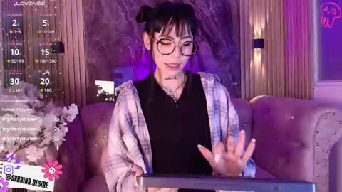 Sabrina online show from 12-02-25, 08:48