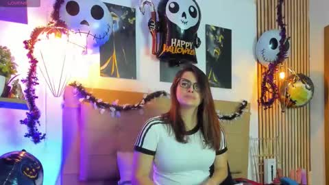 SAMANTHA FOX online show from 10-24-25, 11:17