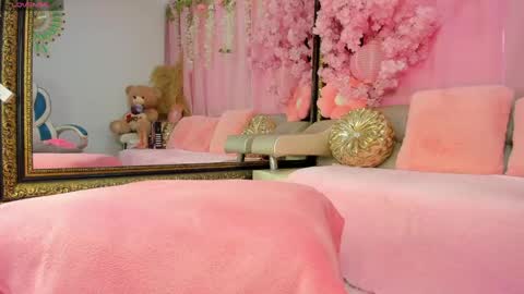 Snapshot of _samylove_ chatting on 04-29-26, 05:30 Sammy online show from 04-29-26, 05:30