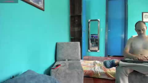 Snapshot of _sanz chatting on 09-30-25, 02:44 Couple Sanz online show from 09-30-25, 02:44