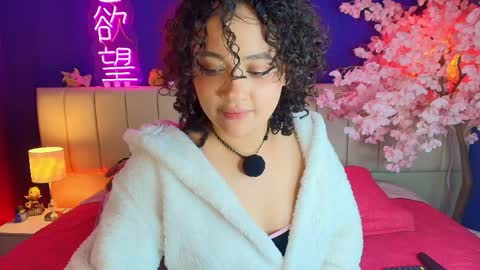 Sara online show from 04-09-26, 06:19