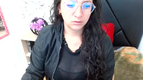 _saraximena_ online show from 07-25-26, 07:39
