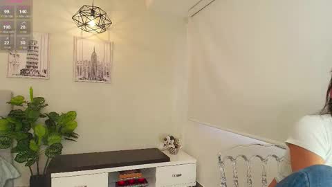 Snapshot of _sassy_girl chatting on 09-25-25, 06:11 Sassy Girl online show from 09-25-25, 06:11