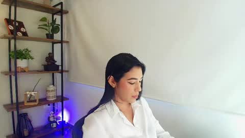 Snapshot of _sassy_girl chatting on 03-11-26, 06:25 Sassy Girl online show from 03-11-26, 06:25