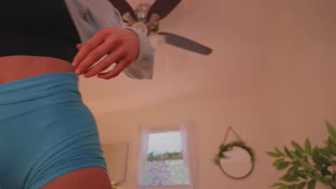 Snapshot of _savii chatting on 11-24-25, 05:01 Savii online show from 11-24-25, 05:01