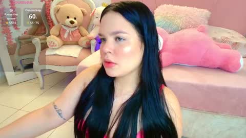 Snapshot of _scarleet_ chatting on 02-19-26, 12:28 Scarleet online show from 02-19-26, 12:28