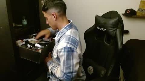 SCHNEIDER online show from 05-10-26, 11:43