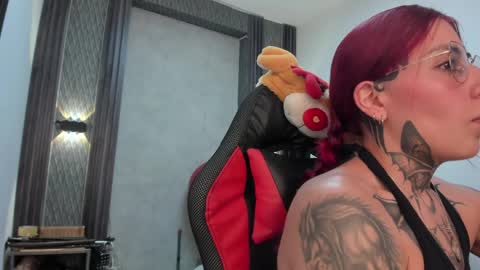 Selene online show from 04-06-26, 04:46