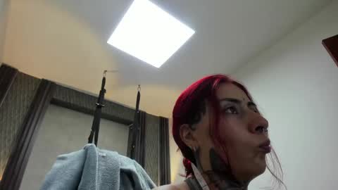 Selene online show from 04-26-26, 01:47