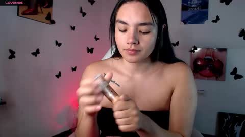 Snapshot of _serendepia_ chatting on 02-05-25, 05:09 Serendipia online show from 02-05-25, 05:09