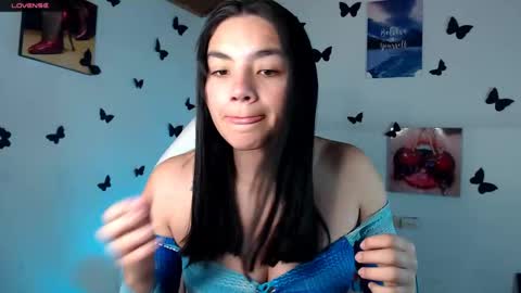 Snapshot of _serendepia_ chatting on 02-07-25, 06:14 Serendipia online show from 02-07-25, 06:14