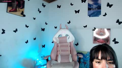 Snapshot of _serendepia_ chatting on 02-13-25, 12:00 Serendipia online show from 02-13-25, 12:00